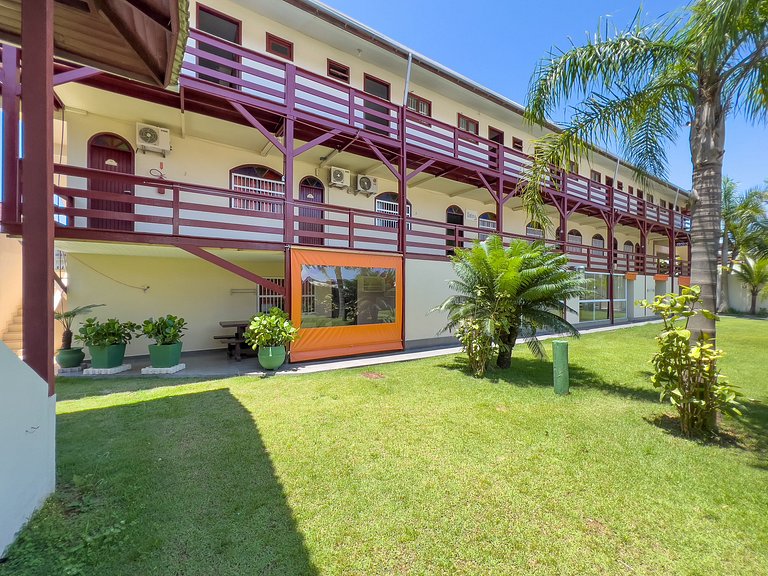 #02-Z - (Refúgio e Mar) Hospedagem em Canto Grande, Bombinha