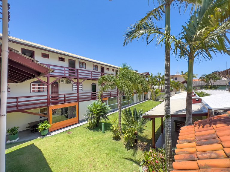 #18-T - (Refúgio e Mar) Hospedagem em Canto Grande, Bombinha