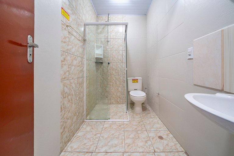 #18-T - (Refúgio e Mar) Hospedagem em Canto Grande, Bombinha