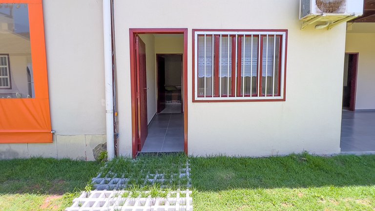 #41-B - (Refúgio e Mar) Hospedagem em Canto Grande, Bombinha