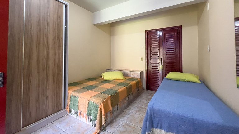 #41-B - (Refúgio e Mar) Hospedagem em Canto Grande, Bombinha